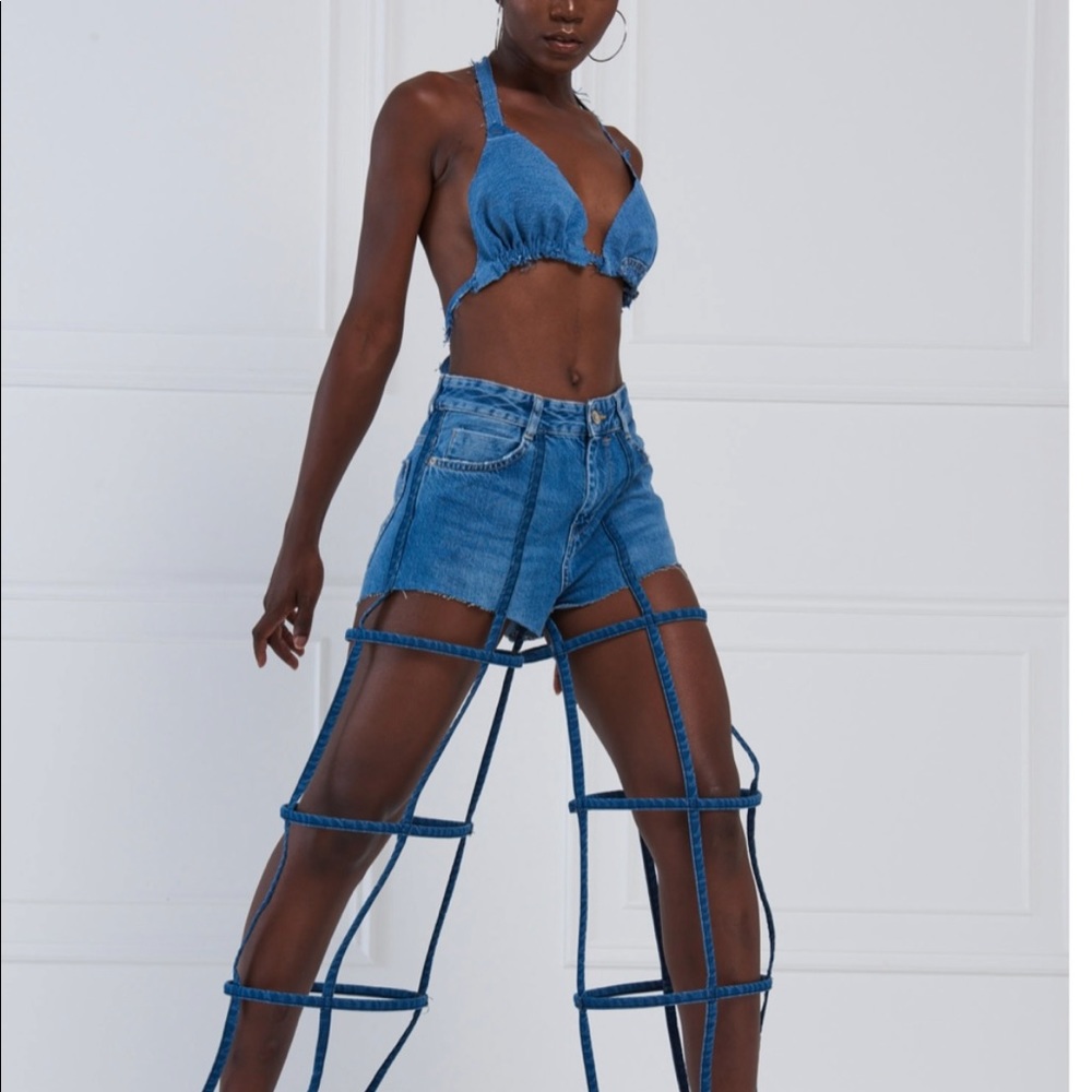 Cable jeans with bra top